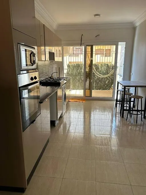 Residence Charlotte 4 Chambres 아가디르 아파트